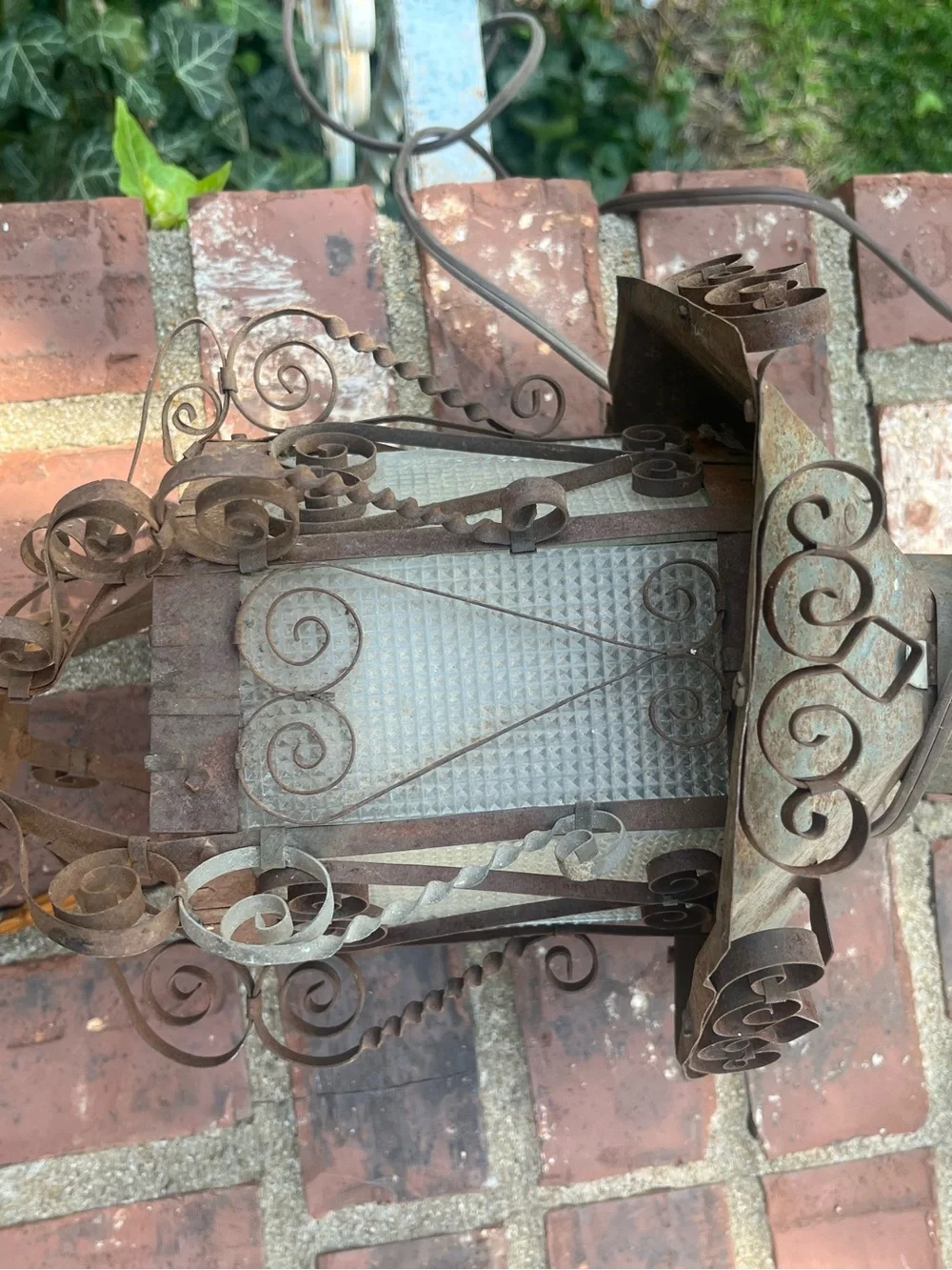 Vintage Spanish Revival Wrought Iron Outdoor Lantern Wall‎ Bracket Scroll Glass